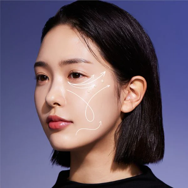 سرم جوانساز رتینول ۰.۳ و نیاسین آنوا ۳۰میل 2 سرم جوانساز رتینول ۰.۳ و نیاسین آنوا