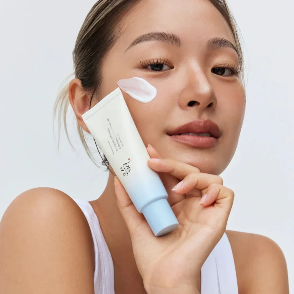 کرم ضد آفتاب آکوا فرش SPF 50 بیوتی آف جوسان