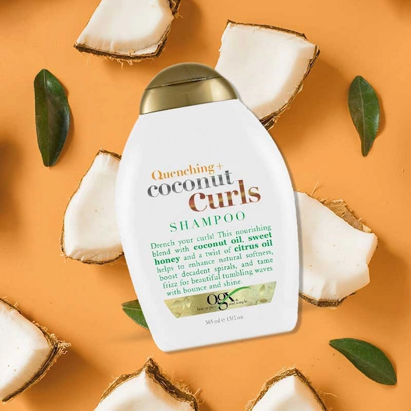 شامپو نارگیل موهای فر او جی ایکس ۳۸۵میل 1 شامپو نارگیل موهای فر او جی ایکس